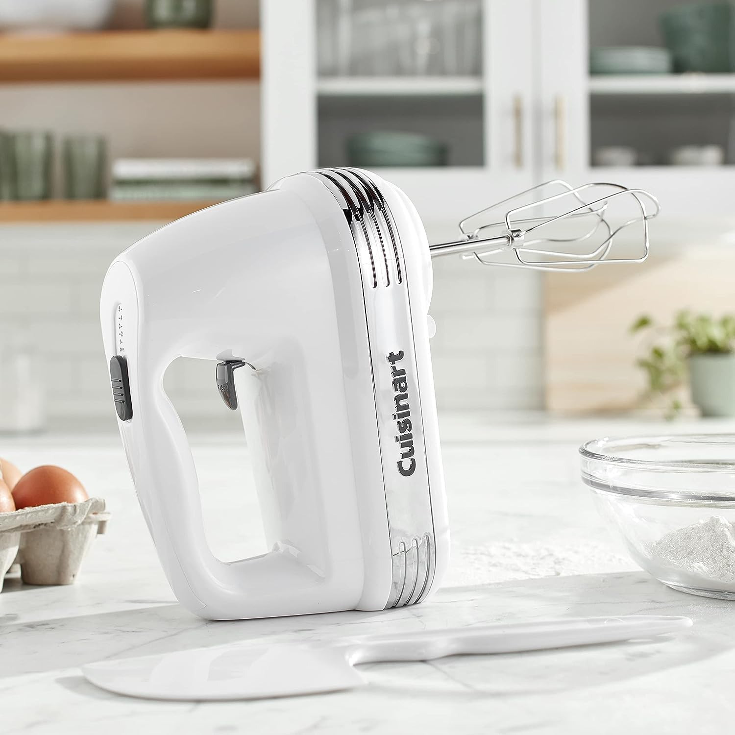 Cuisinart HM-50 5 speed hand mixer